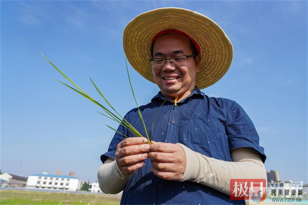 前辈精神指引求学路！00后大学生深受鼓舞(图1)