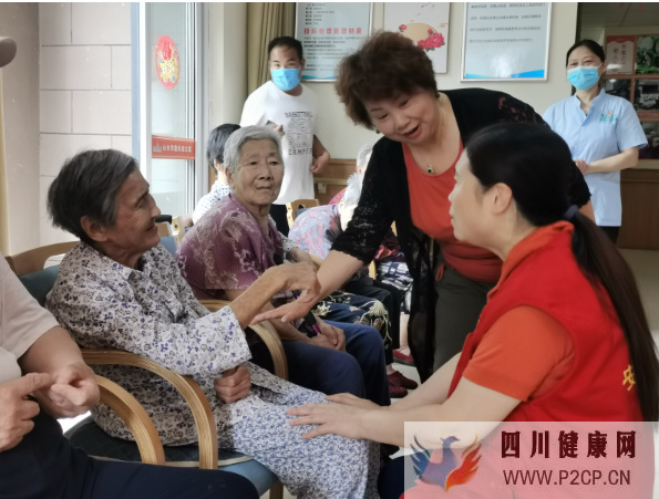 合肥巢湖市心理咨询师协会深入敬老院开展老年心理护理活动(图1) 合肥巢湖市心理咨询师协会深入敬老院开展老年心理护理活动(图1)