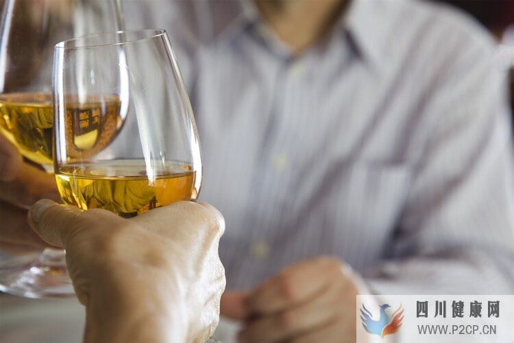 长期喝白酒能延年益寿，预防肿瘤？(图2)